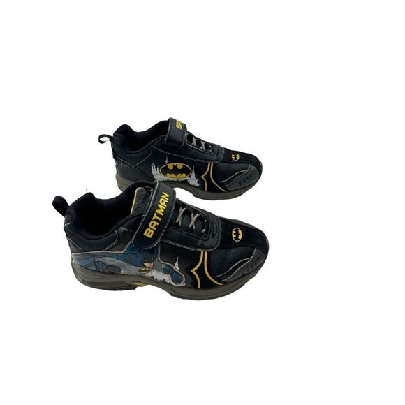 Batman shoes  size 11 - Picture 2 of 4